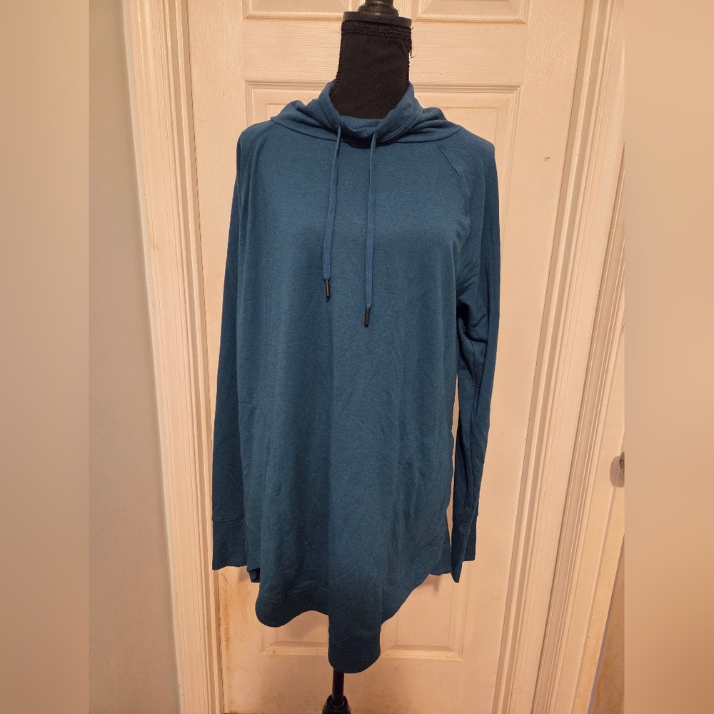 Tek Gear Women's Teal Shirt
